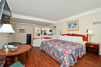 Motel Canadas Best Value Inn