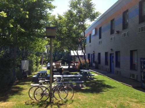 Hostelling International Niagara Falls