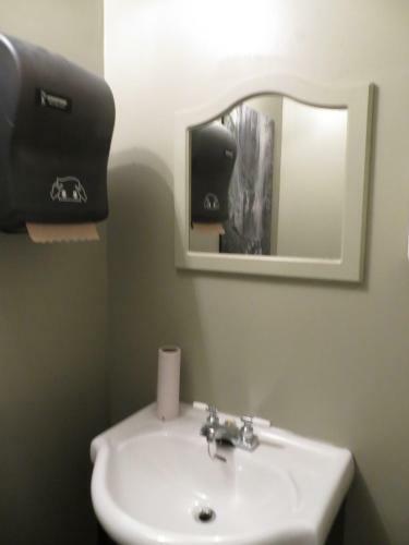 Hostelling International Niagara Falls