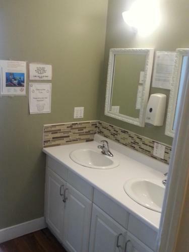 Hostelling International Niagara Falls