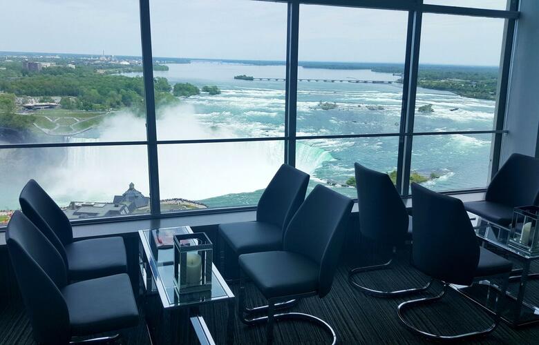 Tower Hotel At Fallsview