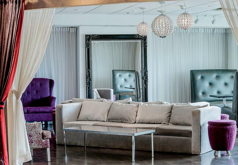 Tower Hotel At Fallsview