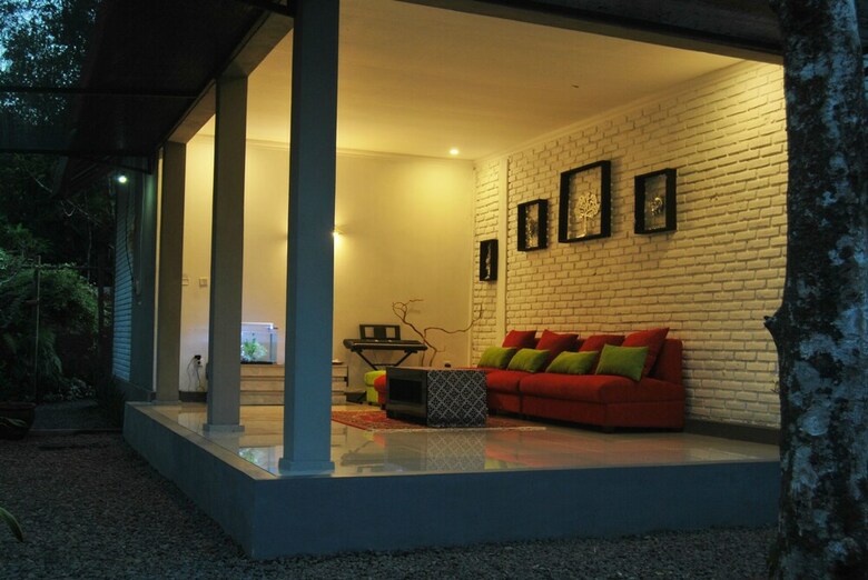 Bed & Breakfast Winaposa Villas And Warung Pudak