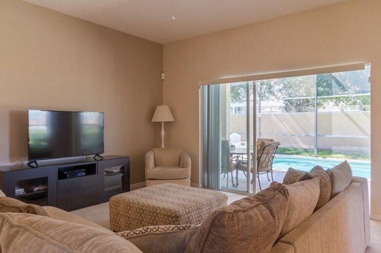 Cumbrian Lakes 4826 - Six Bedroom Villa With Private Pool