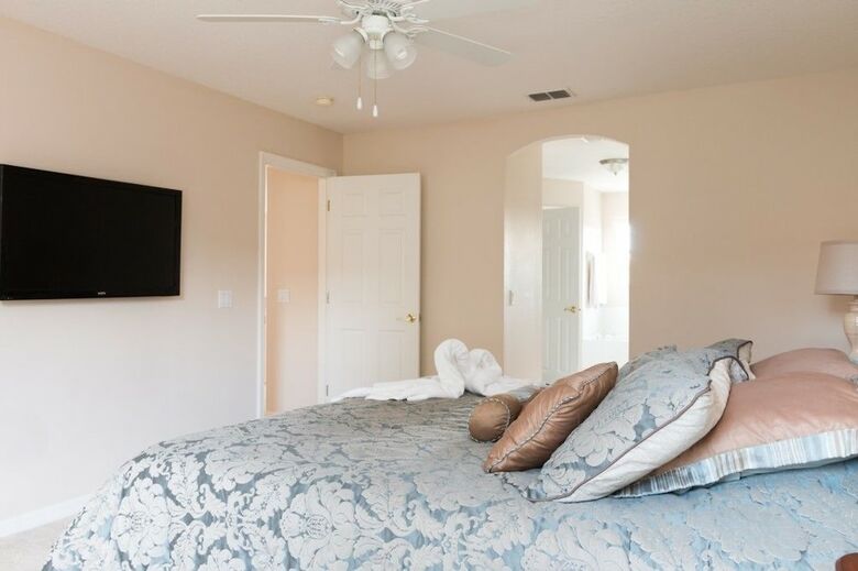 Cumbrian Lakes 4826 - Six Bedroom Villa With Private Pool