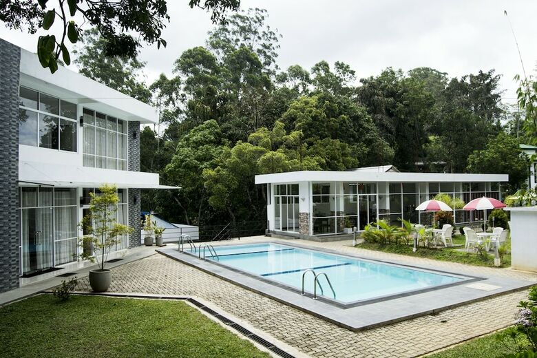 Diyathala Regency Boutique Hotel