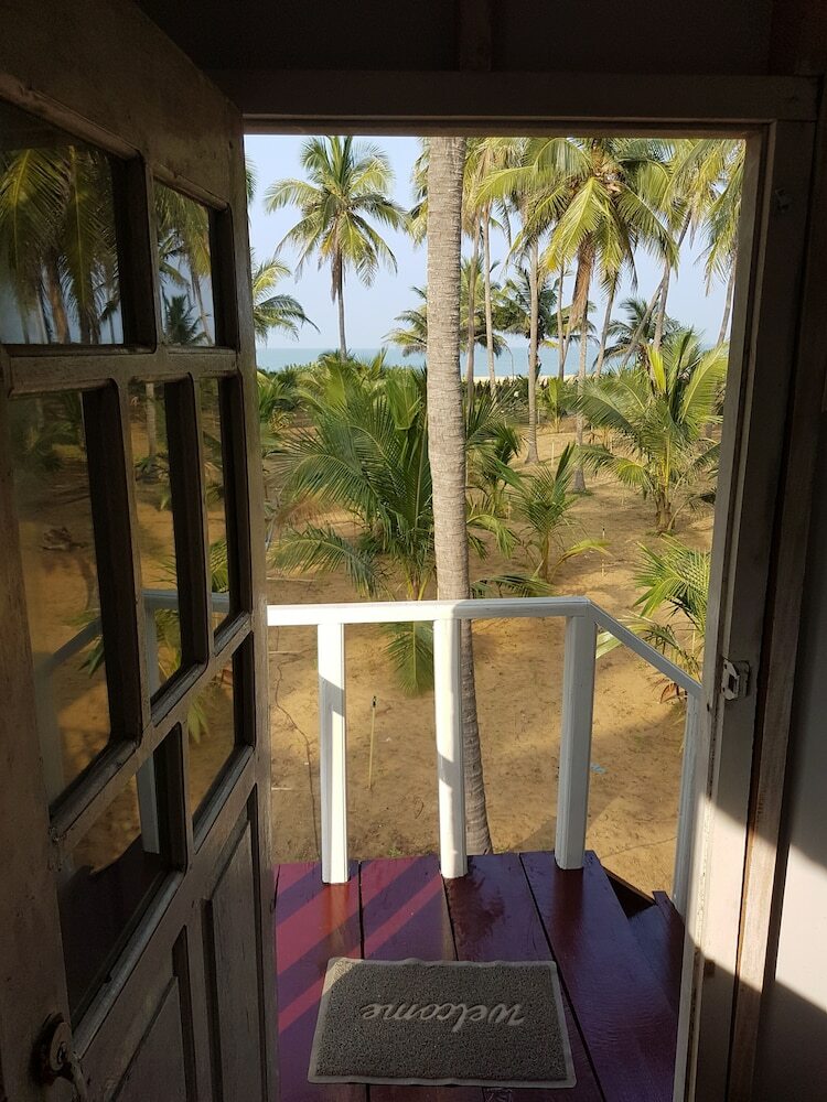 R�stic Beach Villa