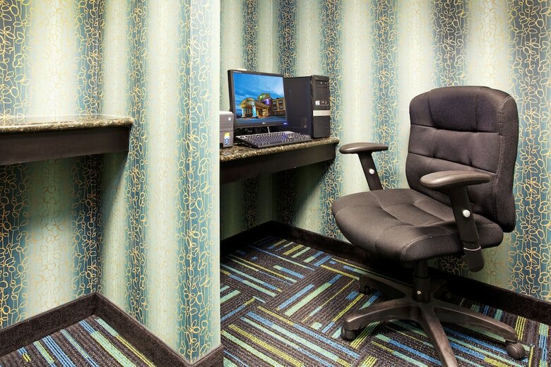 Hotel Holiday Inn Express & Suites Salem