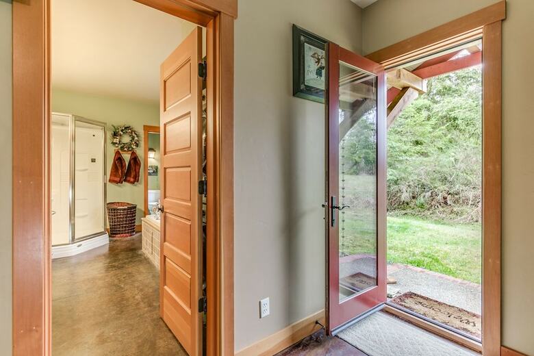 Sequim Chalet