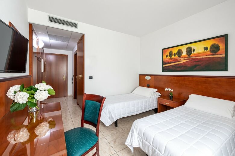 Rivoli Hotel