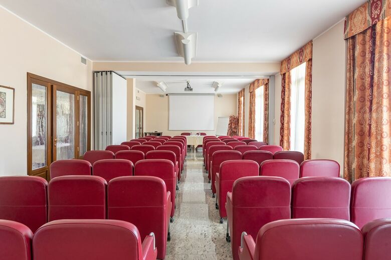Rivoli Hotel