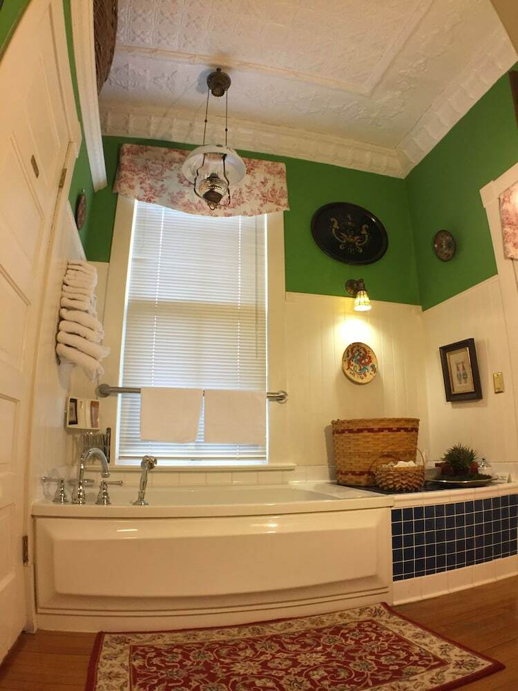 Thornton House Bed And Breakfast