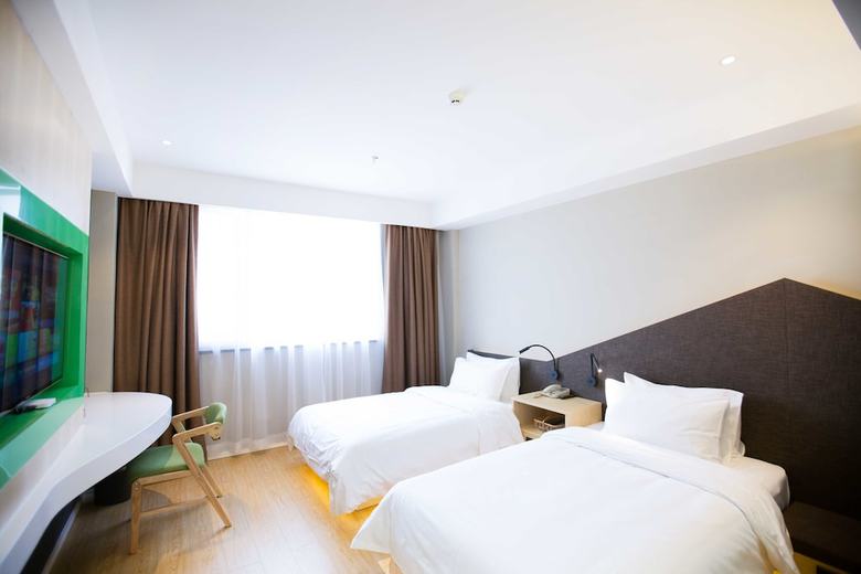 Ibis Styles Jingdezhen Cidu Avenue Hotel