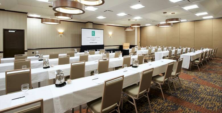 Hotel Embassy Suites By Hilton Seattle North Lynnwood