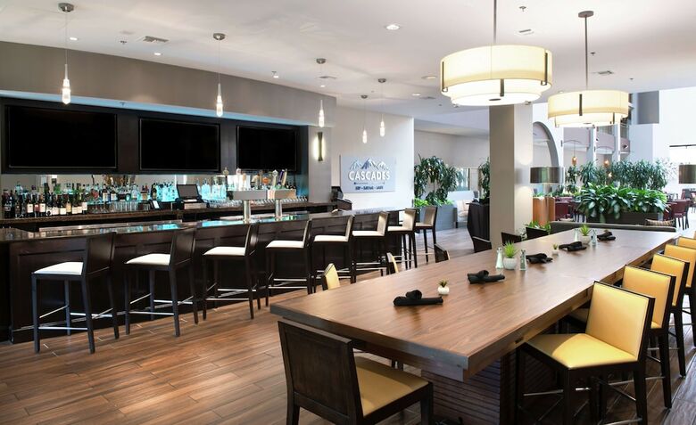 Hotel Embassy Suites By Hilton Seattle North Lynnwood