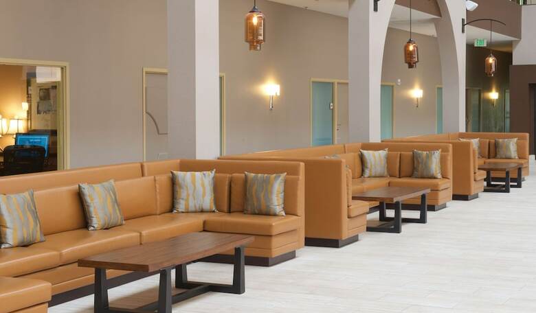 Hotel Embassy Suites By Hilton Seattle North Lynnwood