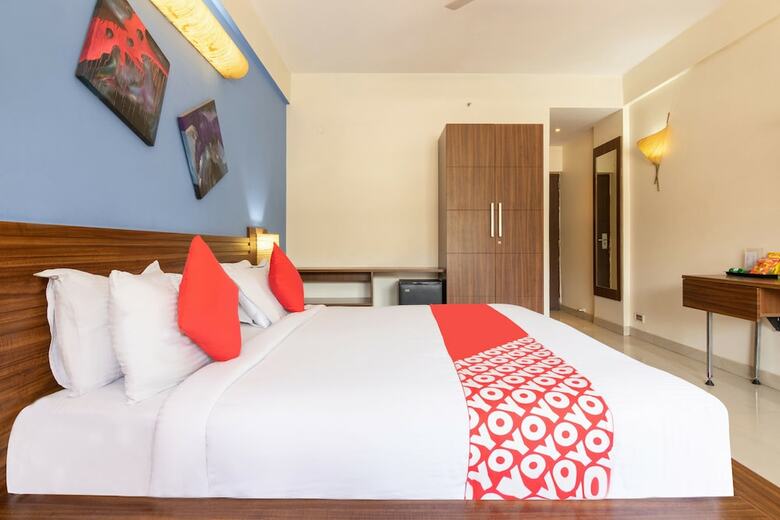 Oyo 14972 Hotel Ekaa
