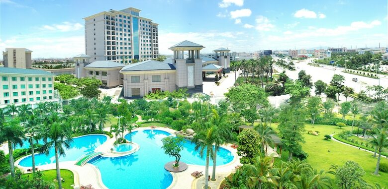 Grand View Hotel