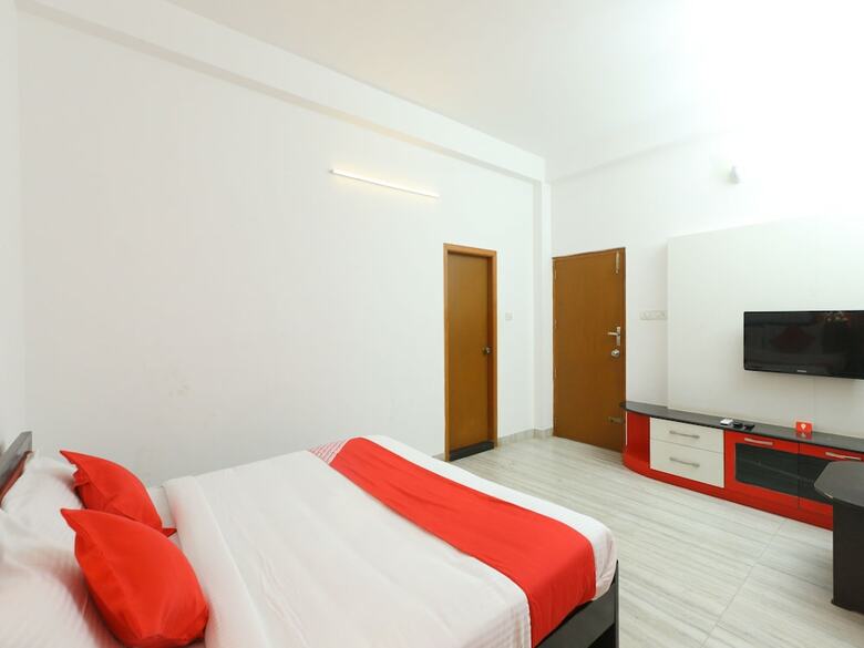Oyo 12492 Blue Ocean Hotels And Resorts