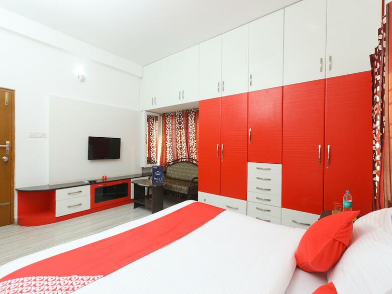 Oyo 12492 Blue Ocean Hotels And Resorts