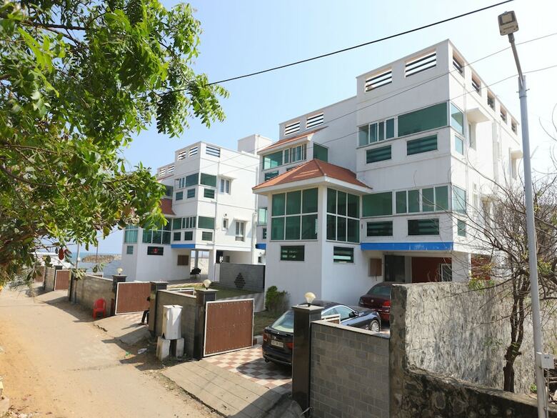 Oyo 12492 Blue Ocean Hotels And Resorts