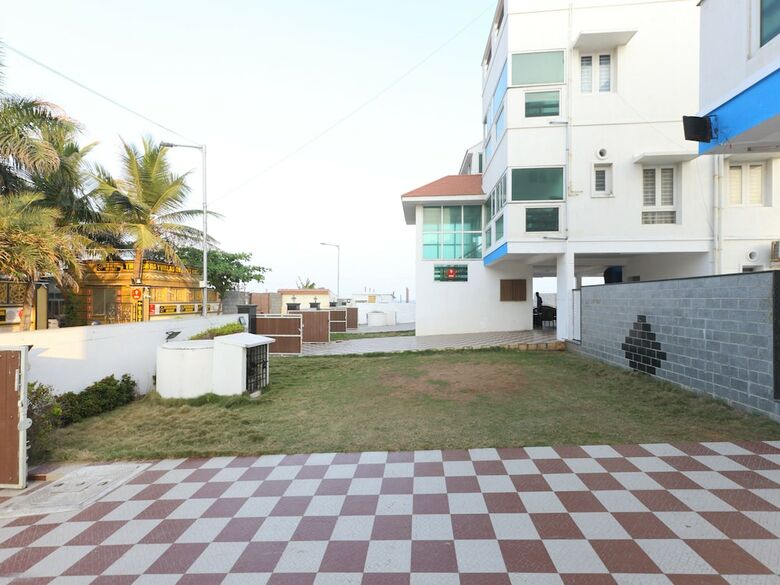 Oyo 12492 Blue Ocean Hotels And Resorts