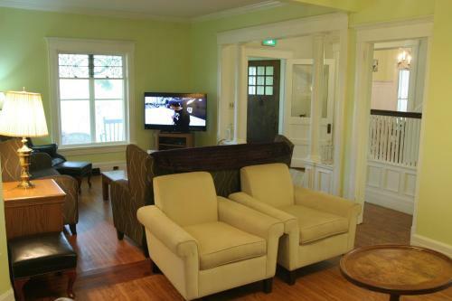 Nataya Bed & Breakfast