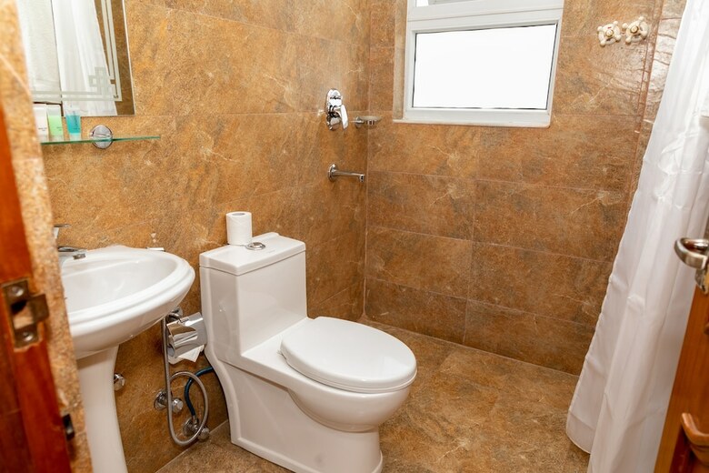 Hotel Mukhum International