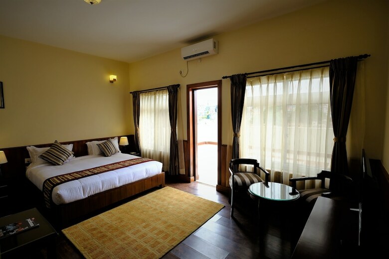 Hotel Mukhum International