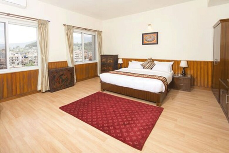 Hotel Mukhum International