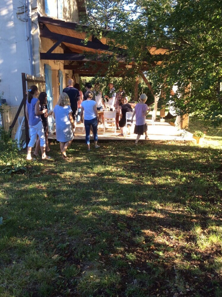 Hotel La Roane Yoga & Creativity Center