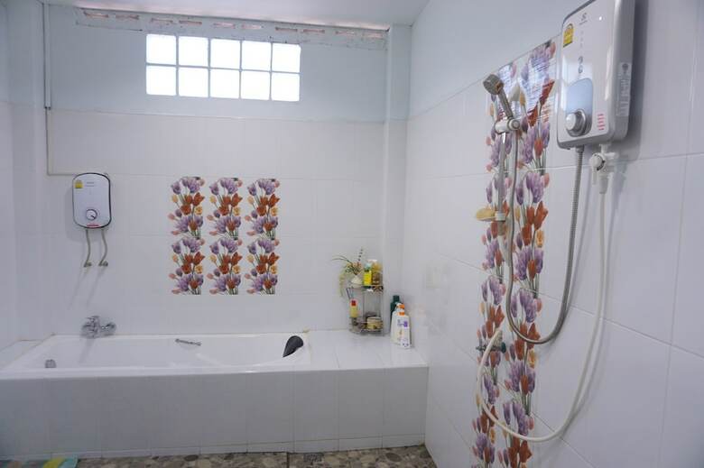 Hotel Garden Homestay Suratthani