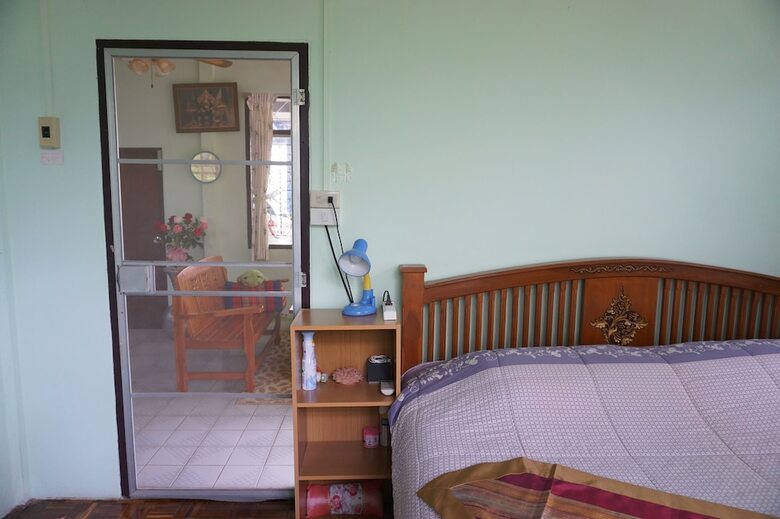 Hotel Garden Homestay Suratthani