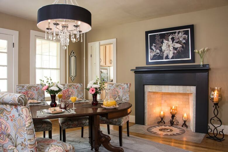 Bed & Breakfast Gothic Eves Inn And Spa