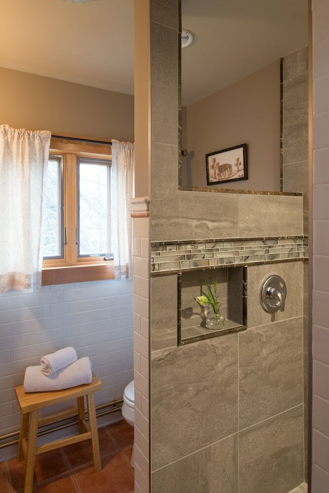 Bed & Breakfast Gothic Eves Inn And Spa