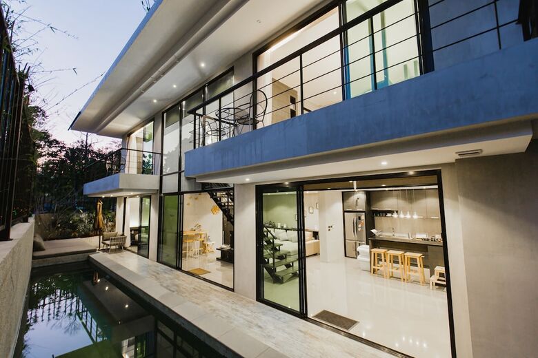 Luxury 4 Bedroom Villa Baan Rim Nam