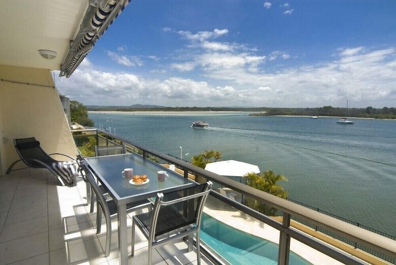 Apartamentos Commodore