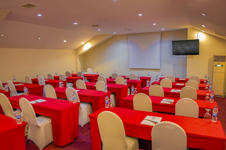 Istanbul Airport Durusu Club Hotel