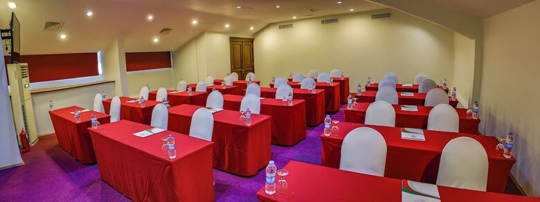Istanbul Airport Durusu Club Hotel