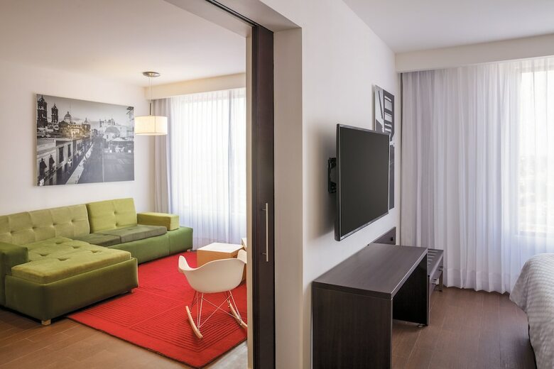Hotel Fiesta Inn Express Puebla Explanada
