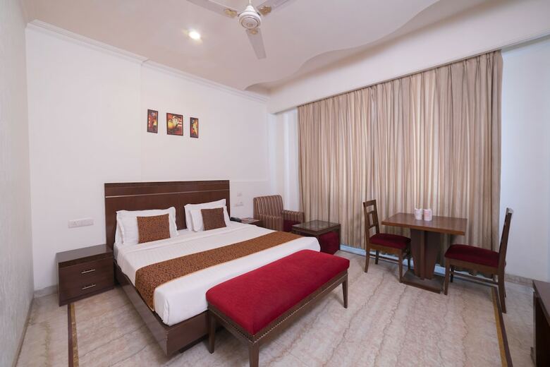 Hotel Classic Residency