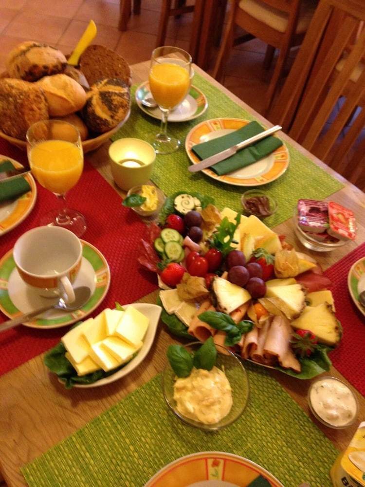 Bed & Breakfast Bei Alex - Fr�hst�ckspension