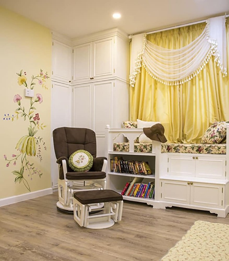 1br Victorian Apartment River View D7