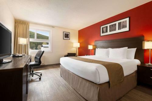 Highwood Motel