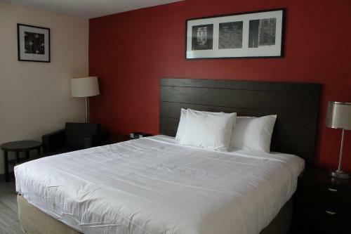 Highwood Motel