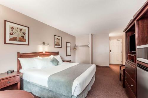 Motel Super 8 Lake Country - Winfield Area
