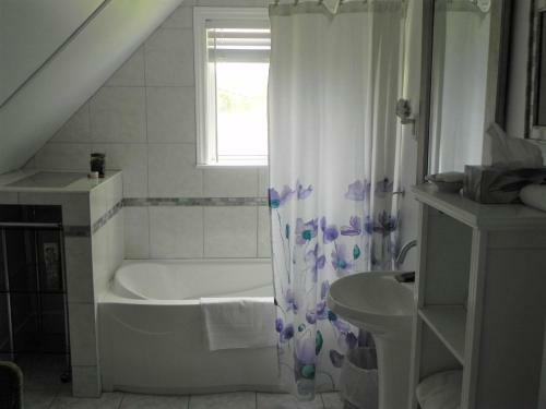 English Country Garden Bed And Breakfast Inn