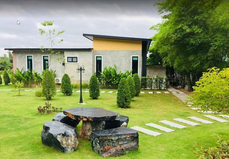 Hotel The Loft House Garden & Resort