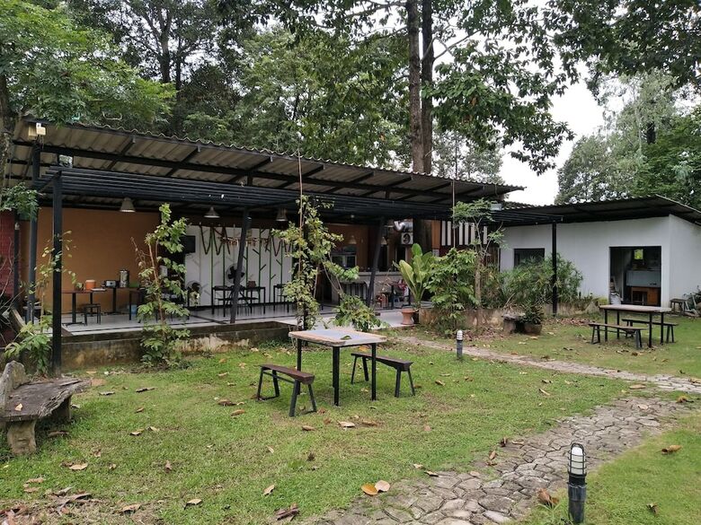 Hotel Makmai Resort
