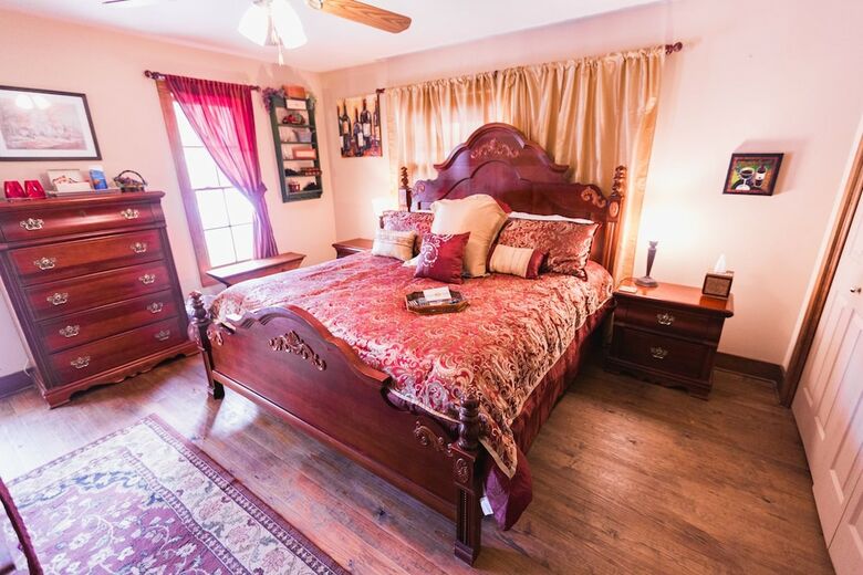 Bed & Breakfast Equinox Inn At Biscuit Hill
